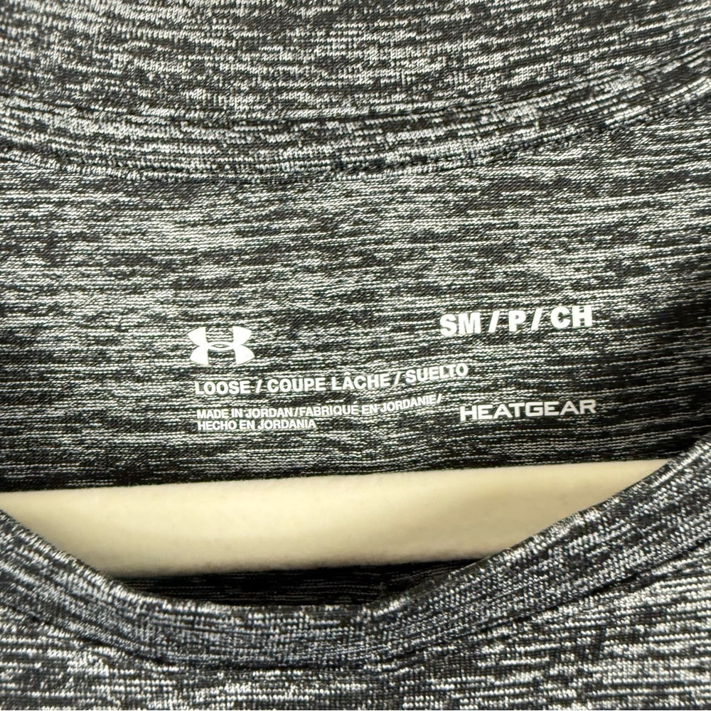Under Armour Top Womens Small Black White Heathered Shirt Short Sleeve Stretch - Picture 4 of 7